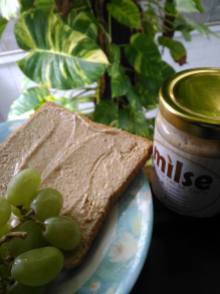 Delicious and super healthy Cashew Butter.. The best option to start your day.